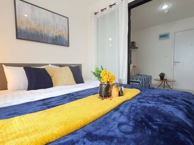 THE EXCEL HIDEAWAY BTS Baring700m. fully furnished