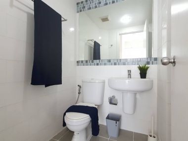 THE EXCEL HIDEAWAY BTS Baring700m. fully furnished