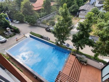 THE EXCEL HIDEAWAY BTS Baring700m. fully furnished