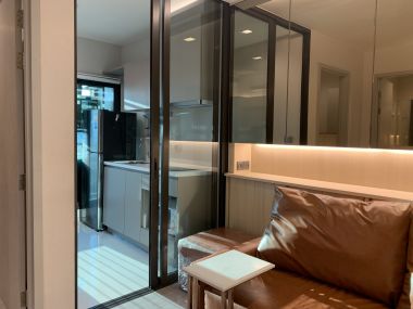 ปล่อยเช่า! Life Sukhumvit 62 ในราคาเพียง 13,500บาท/เดือน 1 ห้องนอน 1 ห้องน้ำ 30ตรม. ใกล้ BTS ปุณณวิถี เฟอร์นิเจอร์ครบพร้อมเข้าอยู่