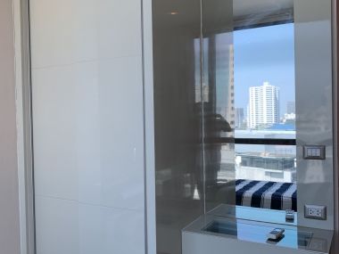 ปล่อยเช่า! The Address Sukhumvit 28 ในราคาเพียง 60,000บาท/เดือน 2 ห้องนอน 2 ห้องน้ำ 74ตรม. ใกล้ BTS พร้อมพงษ์ เฟอร์นิเจอร์ครบพร้อมเข้าอยู่