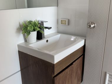 ขายคอนโด Thru Thonglor Condominium ใกล้ ทองหล่อ และ รพ.กรุงเทพ 500ม