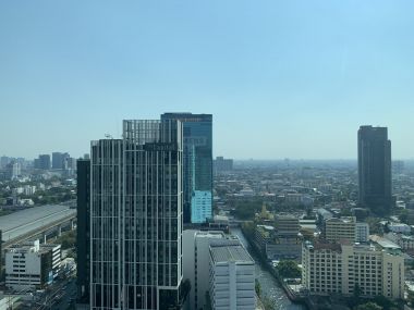ขายคอนโด Thru Thonglor Condominium ใกล้ ทองหล่อ และ รพ.กรุงเทพ 500ม