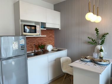 ขายคอนโด Thru Thonglor Condominium ใกล้ ทองหล่อ และ รพ.กรุงเทพ 500ม