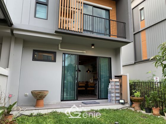 Corner Modern style Townhome in Eco Space Bangna