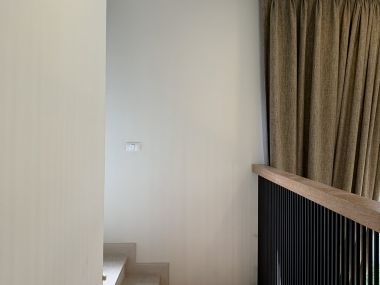 ทาวน์เฮ้าส์หลังมุมไตล์โมเดิร์นพร้อมสวนหลังบ้านส่วนตัว โครงการ Eco Space Bangna