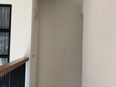 ทาวน์เฮ้าส์หลังมุมไตล์โมเดิร์นพร้อมสวนหลังบ้านส่วนตัว โครงการ Eco Space Bangna