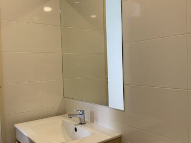 ทาวน์เฮ้าส์หลังมุมไตล์โมเดิร์นพร้อมสวนหลังบ้านส่วนตัว โครงการ Eco Space Bangna