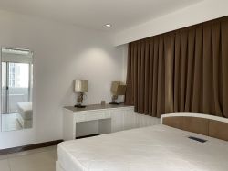 คอนโดให้เช่า! วิทยุ คอมเพล็กซ์ 1 ห้องนอนขนาดใหญ่ 70ตรม. ราคาเพียง 20,000 บาท/เดือน เฟอร์นิเจอร์ครบพร้อมเข้าอยู่
