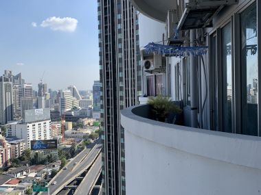 For rent at Wittayu Complex 1 Bedroom 1 Bathroom 20,000THB/Month Fully furnished