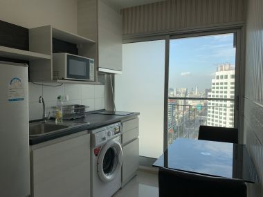 for rent at Life @ Ratchada - Huay Kwang 13,500THB/month 1 Bedroom 1 Bathroom Fully furnished