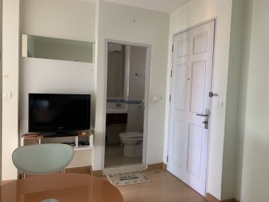 for rent at Life @ Ratchada - Huay Kwang 10,500THB/month 1 Bedroom 1 Bathroom Fully furnished