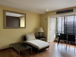 For rent at The Trendy Condominium 1 Bedroom 1 Bathroom 30,000THB/month Fully furnished