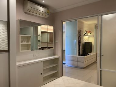 Hot Deal! For rent at Lumpini Place Rama9 - Ratchada 1 Bedroom 1 Bathroom 13,000/month Fully furnished