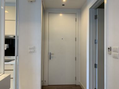 For rant and For sale at The Room 62 sale 9,900,00 THB Transfer 50/50 2 Bedroom 2 Bathroom Rent 39,000 THB/month Fully furnished