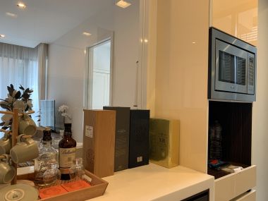 For rant and For sale at The Room 62 sale 9,900,00 THB Transfer 50/50 2 Bedroom 2 Bathroom Rent 39,000 THB/month Fully furnished