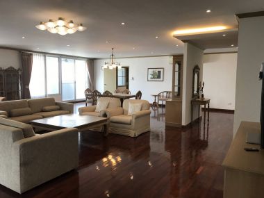 For Rent! at D.S. Tower 1 Sukhumvit 33 3 Bedroom 3 Bathroom 65,000 THB/Month Fully furnished (PROP000161)