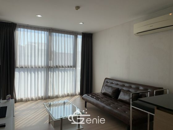 ปล่อยเช่า! D25 Thonglor ในราคาเพียง 18,000 บาท/เดือน 1 ห้องนอน 1 ห้องน้ำ 45 ตรม. ห้องใหญ่อยู่สบาย ใกล้ BTS ทองหล่อ เฟอร์นิเจอร์ครบพร้อมเข้าอยู่