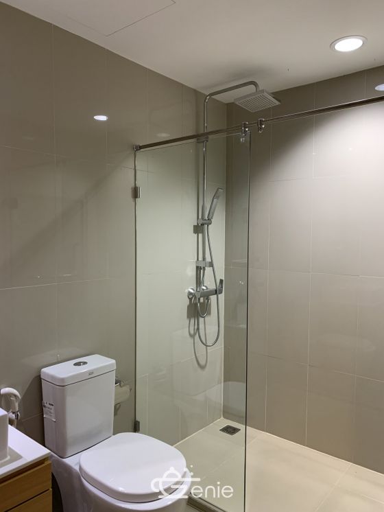 ปล่อยเช่า! D25 Thonglor ในราคาเพียง 35,000บาท/เดือน 2 ห้องนอน 2 ห้องน้ำ 70 ตรม. ห้องใหญ่อยู่สบาย ใกล้ BTS ทองหล่อ เฟอร์นิเจอร์ครบพร้อมเข้าอยู่