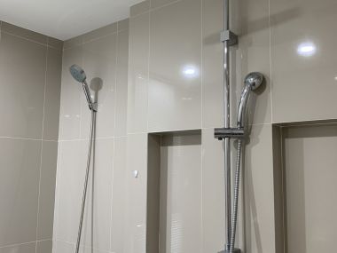 For rent at D25 Thonglor 2 Bedroom 2 Bathroom Size 76 sqm. 8th Floor rental price 35,000 THB/month Fully furnished