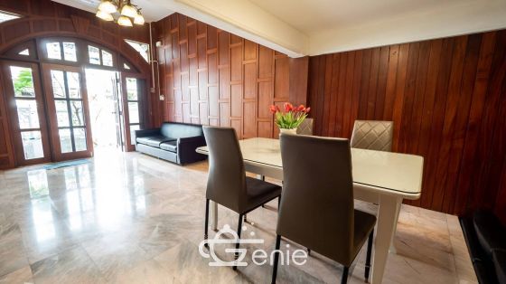 For rent! !! at Townhouse EKAMAI VILLA 50, 000THB/month 5 Bedroom 5 Bathroom Fully furnished