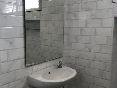 ** ปล่อยเช่าทาวน์เฮ้าส์ ** Ekkamai Villas ในราคาเพียง 50, 000บาท/เดือน 4ชั้น 5 ห้องนอน 5 ห้องน้ำ มีห้องแม่บ้าน ขนาด 24 ตรว. พื้นที่ใช้สอย 350 ตรม. เฟอร์นิเจอร์ครบพร้อมเข้าอยู่