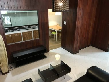 ** ปล่อยเช่าทาวน์เฮ้าส์ ** Ekkamai Villas ในราคาเพียง 50, 000บาท/เดือน 4ชั้น 5 ห้องนอน 5 ห้องน้ำ มีห้องแม่บ้าน ขนาด 24 ตรว. พื้นที่ใช้สอย 350 ตรม. เฟอร์นิเจอร์ครบพร้อมเข้าอยู่