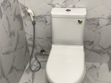 ** ปล่อยเช่าทาวน์เฮ้าส์ ** Ekkamai Villas ในราคาเพียง 50, 000บาท/เดือน 4ชั้น 5 ห้องนอน 5 ห้องน้ำ มีห้องแม่บ้าน ขนาด 24 ตรว. พื้นที่ใช้สอย 350 ตรม. เฟอร์นิเจอร์ครบพร้อมเข้าอยู่