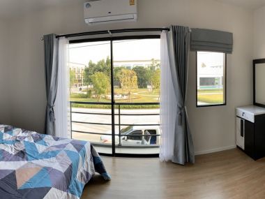 ปล่อยเช่าโครงการบ้านกลางเมือง ราชพฤกษ์-สาทร เฟอร์นิเจอร์ครบครันทุกอย่างสถานที่ใกล้เคียง homePro ราชพฤกษ์ 3.7  กม. Villa Market 3.7 กม the Walk 2.4 กม.