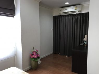 For Rent! at Lumpini Suite Sukhumvit 41 2 Bedroom 2 Bathroom 30,000 THB/Month Fully furnished (PROP000163)
