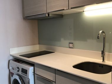 คอนโดให้เช่า H Sukhumvit 43 ในราคาเพียง 40,000บาท/เดือน ชั้นสูง++ วิวสวย 2 ห้องนอน 60 ตรม. ใกล้ BTS Asoke เฟอร์นิเจอร์ครบพร้อมเข้าอยู่