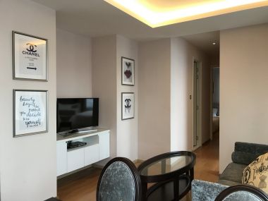 คอนโดให้เช่า H Sukhumvit 43 ในราคาเพียง 40,000บาท/เดือน ชั้นสูง++ วิวสวย 2 ห้องนอน 60 ตรม. ใกล้ BTS Asoke เฟอร์นิเจอร์ครบพร้อมเข้าอยู่