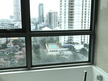 คอนโดให้เช่า H Sukhumvit 43 ในราคาเพียง 40,000บาท/เดือน ชั้นสูง++ วิวสวย 2 ห้องนอน 60 ตรม. ใกล้ BTS Asoke เฟอร์นิเจอร์ครบพร้อมเข้าอยู่