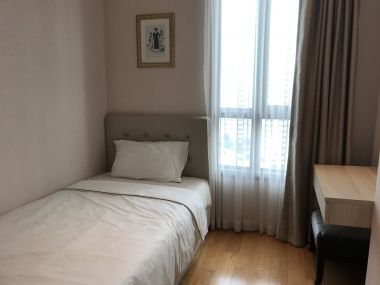 คอนโดให้เช่า H Sukhumvit 43 ในราคาเพียง 40,000บาท/เดือน ชั้นสูง++ วิวสวย 2 ห้องนอน 60 ตรม. ใกล้ BTS Asoke เฟอร์นิเจอร์ครบพร้อมเข้าอยู่