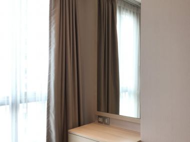 คอนโดให้เช่า H Sukhumvit 43 ในราคาเพียง 40,000บาท/เดือน ชั้นสูง++ วิวสวย 2 ห้องนอน 60 ตรม. ใกล้ BTS Asoke เฟอร์นิเจอร์ครบพร้อมเข้าอยู่
