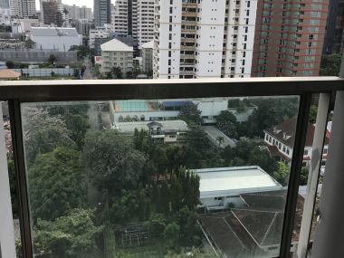 คอนโดให้เช่า H Sukhumvit 43 ในราคาเพียง 40,000บาท/เดือน ชั้นสูง++ วิวสวย 2 ห้องนอน 60 ตรม. ใกล้ BTS Asoke เฟอร์นิเจอร์ครบพร้อมเข้าอยู่