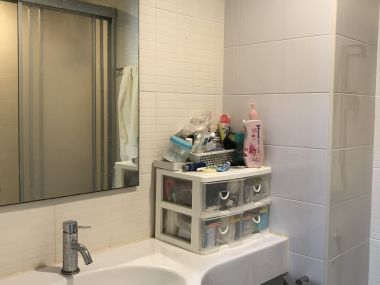 ลดสุดๆ ให้เช่า!!! Lumpini Place Rama9-Ratchada ราคาเพียง 14, 000บาท/เดือน 1 ห้องนอน 37ตรม พร้อมอ่างอาบน้ำ ชั้นสูง วิวสระว่ายน้ำ ใกล้ MRT พระราม 9 เฟอร์นิเจอร์ครบพร้อมเข้าอยู่