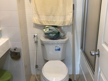 ลดสุดๆ ให้เช่า!!! Lumpini Place Rama9-Ratchada ราคาเพียง 14, 000บาท/เดือน 1 ห้องนอน 37ตรม พร้อมอ่างอาบน้ำ ชั้นสูง วิวสระว่ายน้ำ ใกล้ MRT พระราม 9 เฟอร์นิเจอร์ครบพร้อมเข้าอยู่