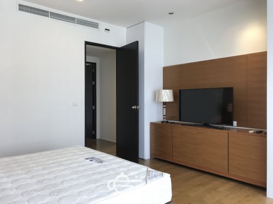 Pet friendly 3Bed 3Bath at The Madison Sukhumvit 41 for Sale and Rent