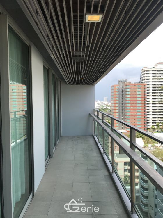 Pet friendly 3Bed 3Bath at The Madison Sukhumvit 41 for Sale and Rent
