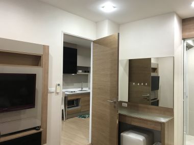 For rent!!! at Rhythm Sukhumvit 50 1 Bedroom 1 Bathroom 18, 000/month Fully furnished (can negotiate )