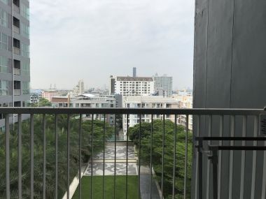 For rent!!! at Rhythm Sukhumvit 50 1 Bedroom 1 Bathroom 25, 000/month Fully furnished