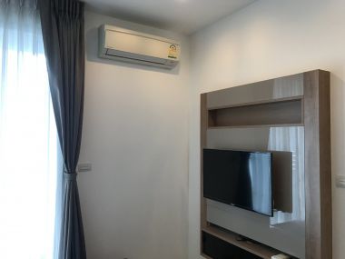 For rent!!! at Rhythm Sukhumvit 50 1 Bedroom 1 Bathroom 18, 000/month Fully furnished (can negotiate )