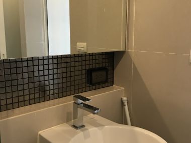 For rent!!! at Rhythm Sukhumvit 50 1 Bedroom 1 Bathroom 18, 000/month Fully furnished (can negotiate )