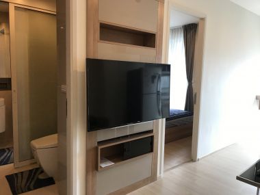 For rent!!! at Rhythm Sukhumvit 50 1 Bedroom 1 Bathroom 18, 000/month Fully furnished (can negotiate )