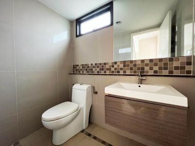 Detached house, good quality.