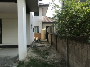 Detached house, good quality.