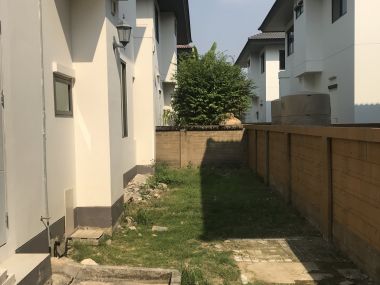 Detached house, good quality.