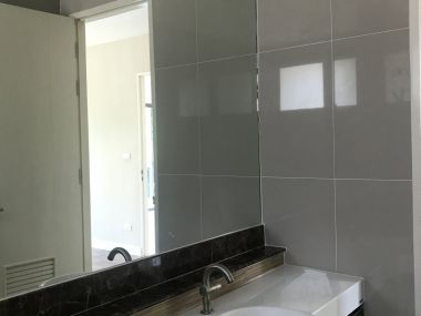 Detached house, good quality.