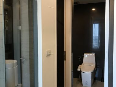 For rent! !! at Rhythm Sukhumvit 50 1 Bedroom 1 Bathroom 30, 000/month Fully furnished (can negotiate )